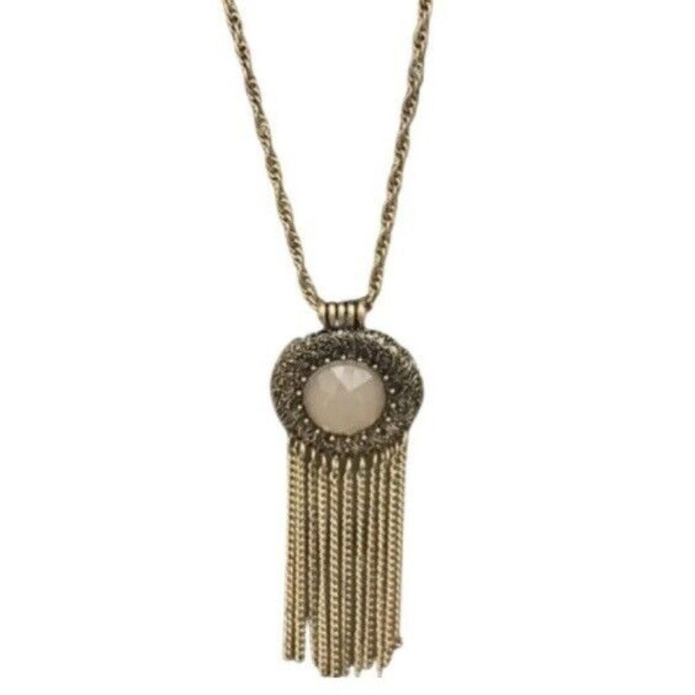 Vintage White Faceted Round Bead Circle Tassel Pendant Gold Tone Chain Necklace